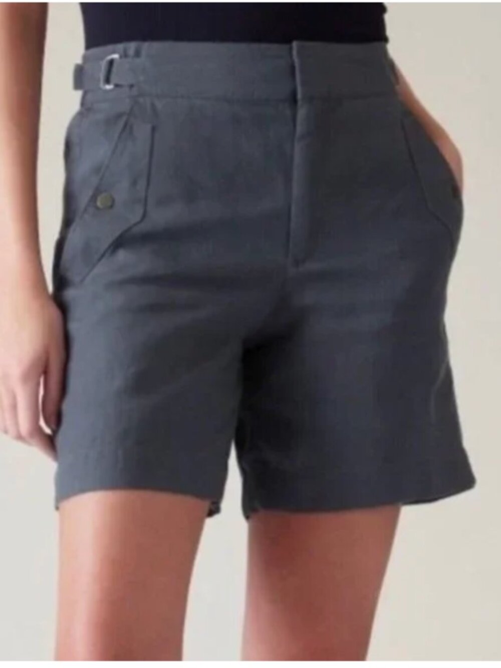 Athleta Voyager Beige Linen Shorts